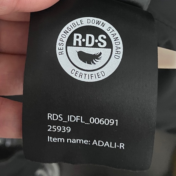 ❌SOLD❌ Mackage Adali - Picture 4 of 4